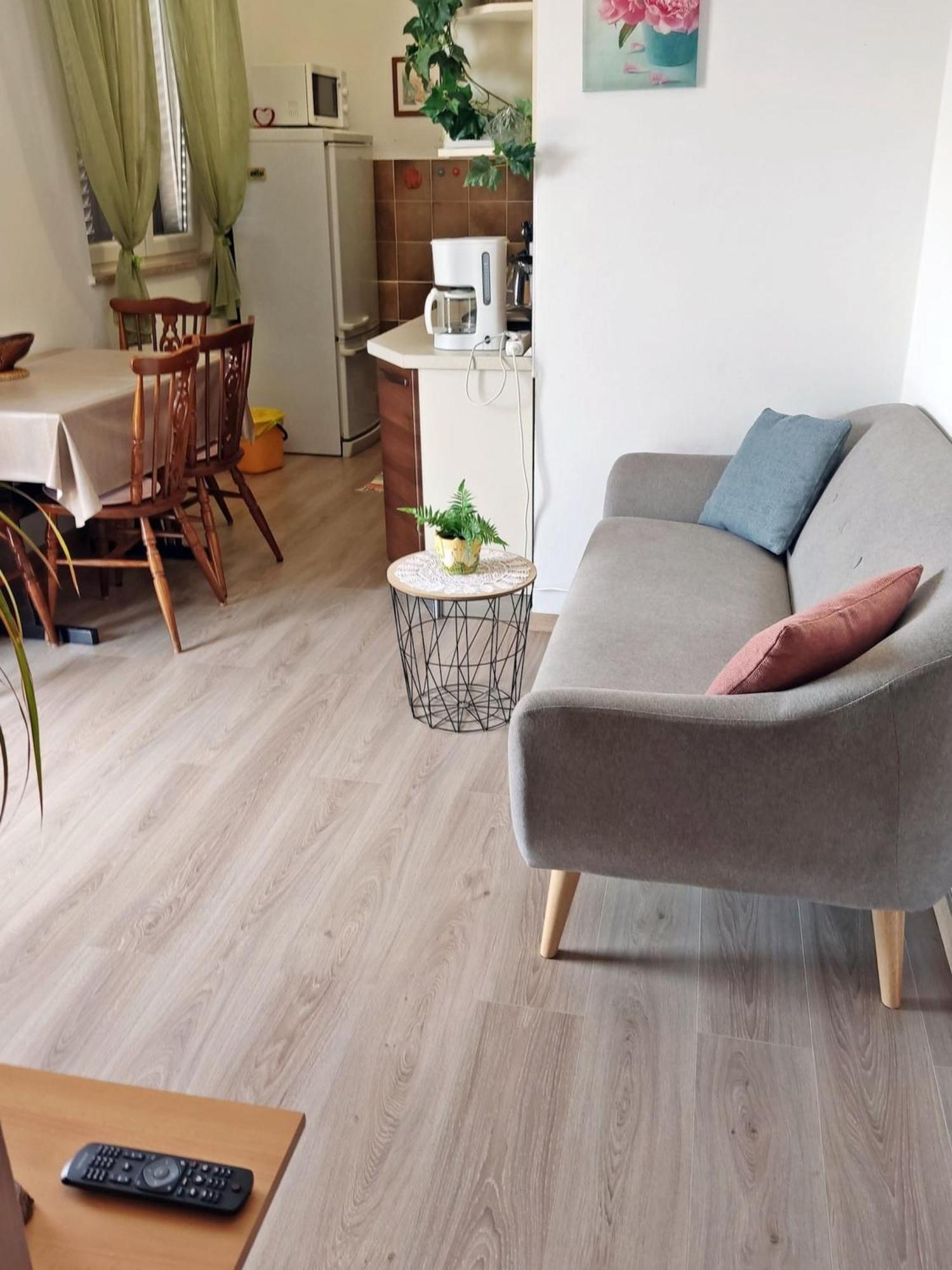 Apartment Neda In Rabac With Bay View ภายนอก รูปภาพ